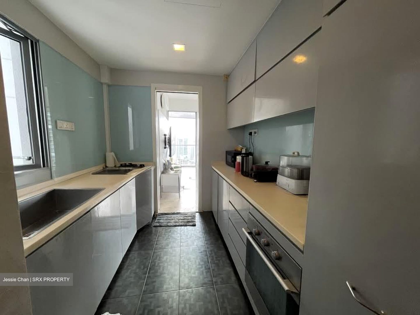 Urbana (D9), Condominium #560944681